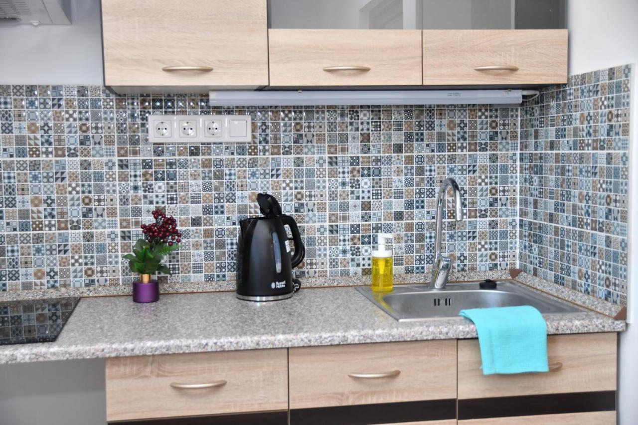 Foeveny Apartmanok Balatonfůzfő المظهر الخارجي الصورة