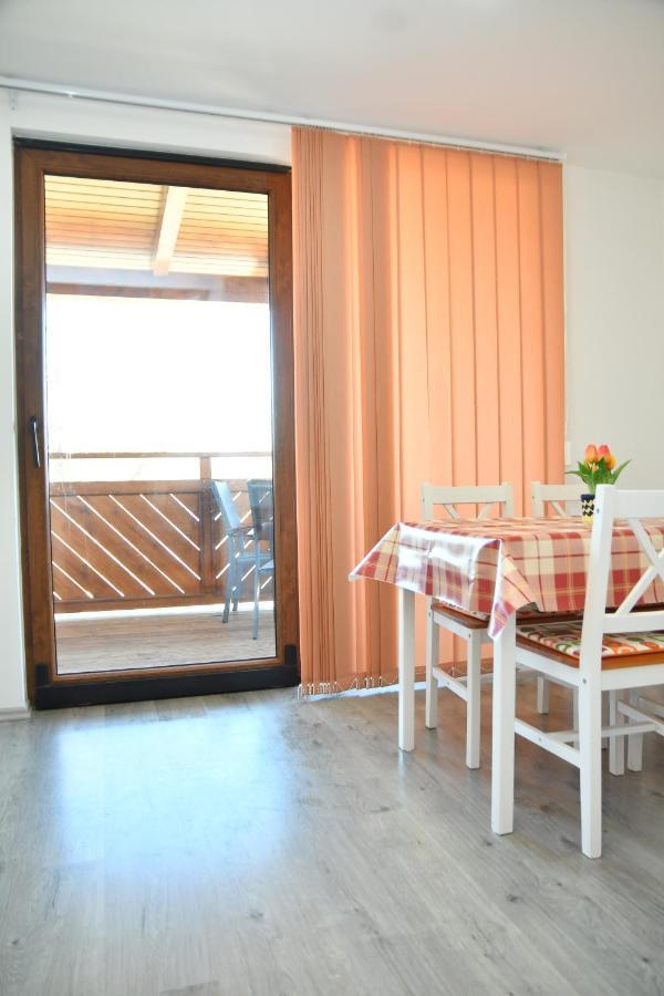 Foeveny Apartmanok Balatonfůzfő المظهر الخارجي الصورة