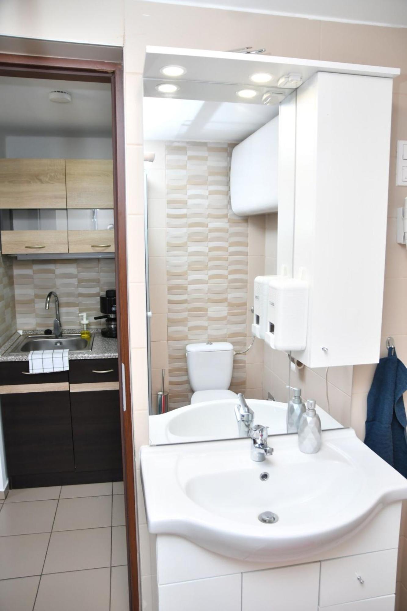 Foeveny Apartmanok Balatonfůzfő المظهر الخارجي الصورة