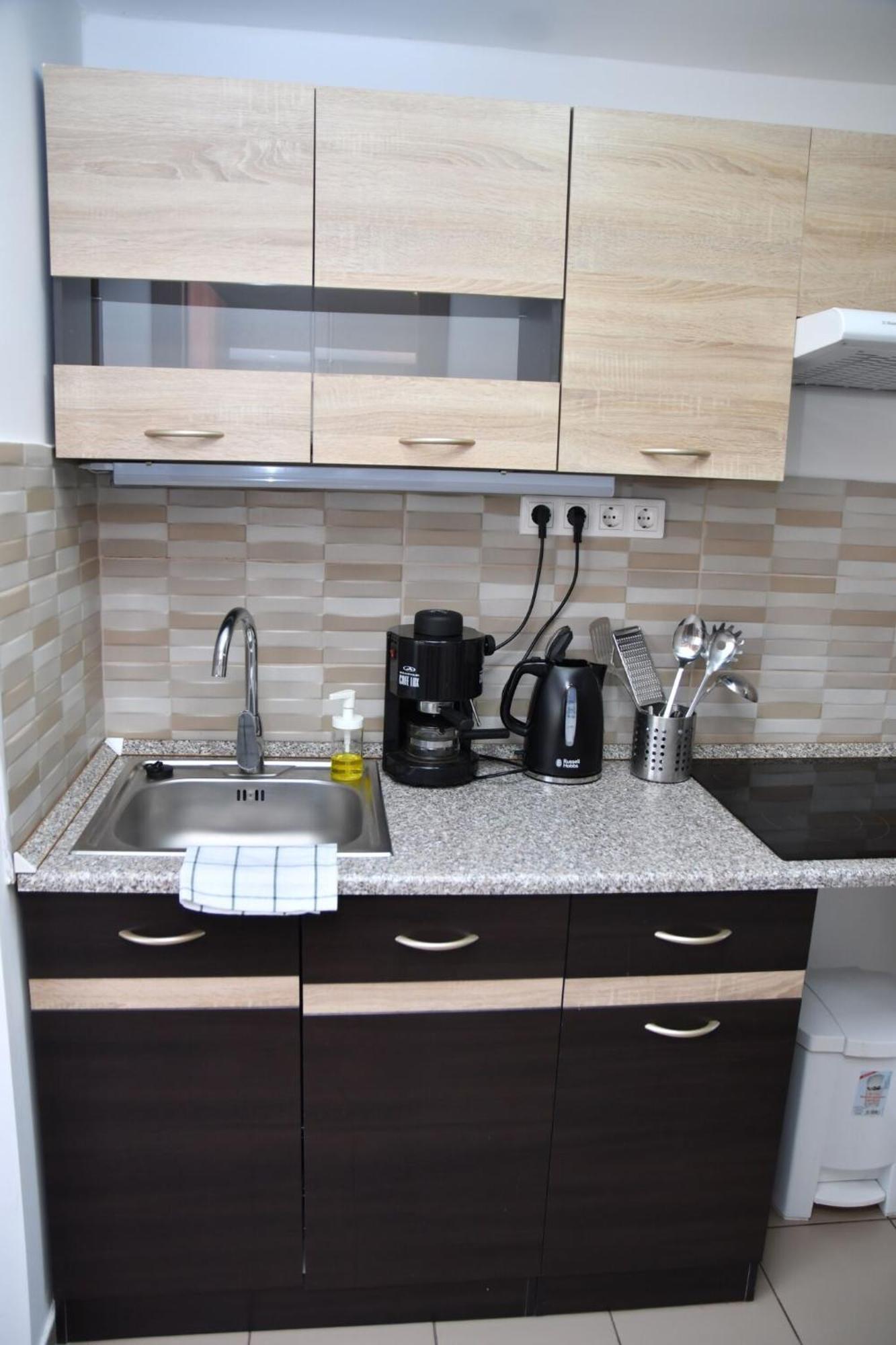 Foeveny Apartmanok Balatonfůzfő المظهر الخارجي الصورة