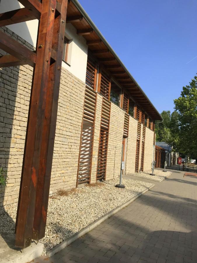 Foeveny Apartmanok Balatonfůzfő المظهر الخارجي الصورة